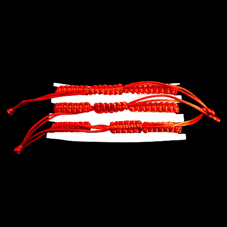 Браслет Красная нить Узел бесконечности, символ непрерывного потока удачи Gold and Silver уп 3шт